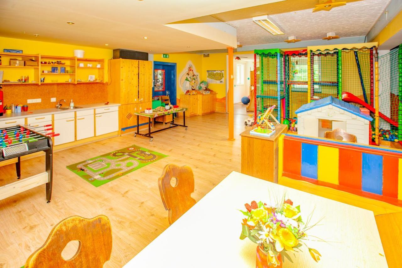 Kinderhotel Schneekonig Patergassen Zewnętrze zdjęcie